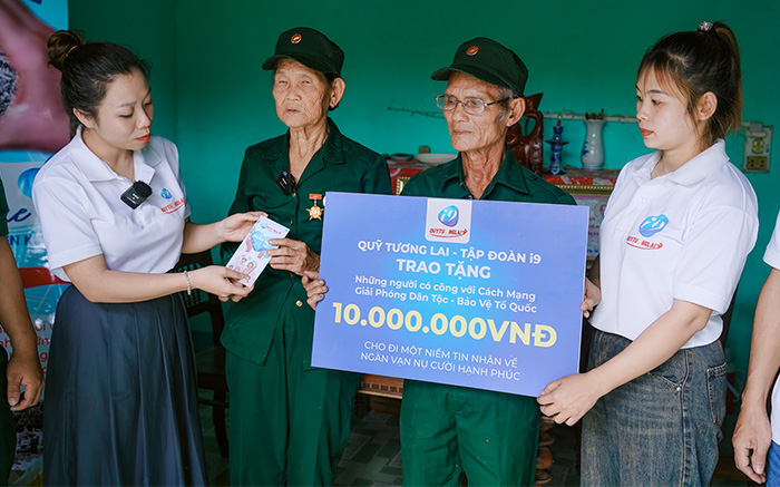 Biểu tượng tai nghe và đồng hồ, tượng trưng cho dịch vụ hỗ trợ khách hàng 24/7 của 009bet.